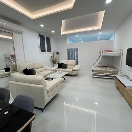 Luxury * Durrës